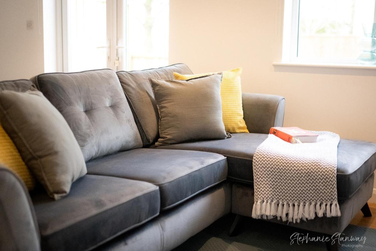 The Lookout, Modern Home From Home, Sleeps 5, With Private Parking & Outside Terrace St. Ives Exterior photo
