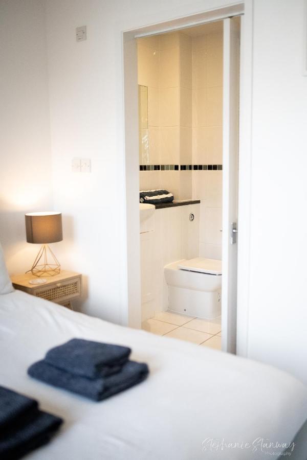 The Lookout, Modern Home From Home, Sleeps 5, With Private Parking & Outside Terrace St. Ives Exterior photo