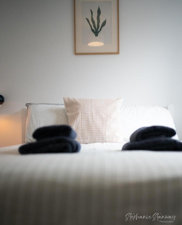 The Lookout, Modern Home From Home, Sleeps 5, With Private Parking & Outside Terrace St. Ives Exterior photo